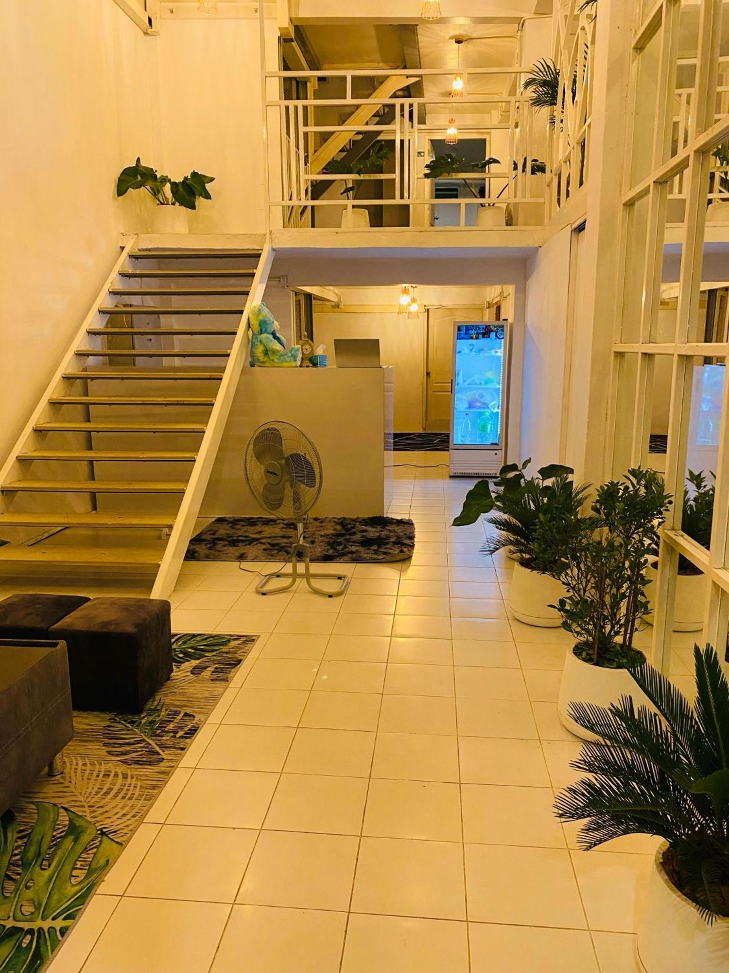 Lemon Tree Hostel Khaosan Банкок Екстериор снимка